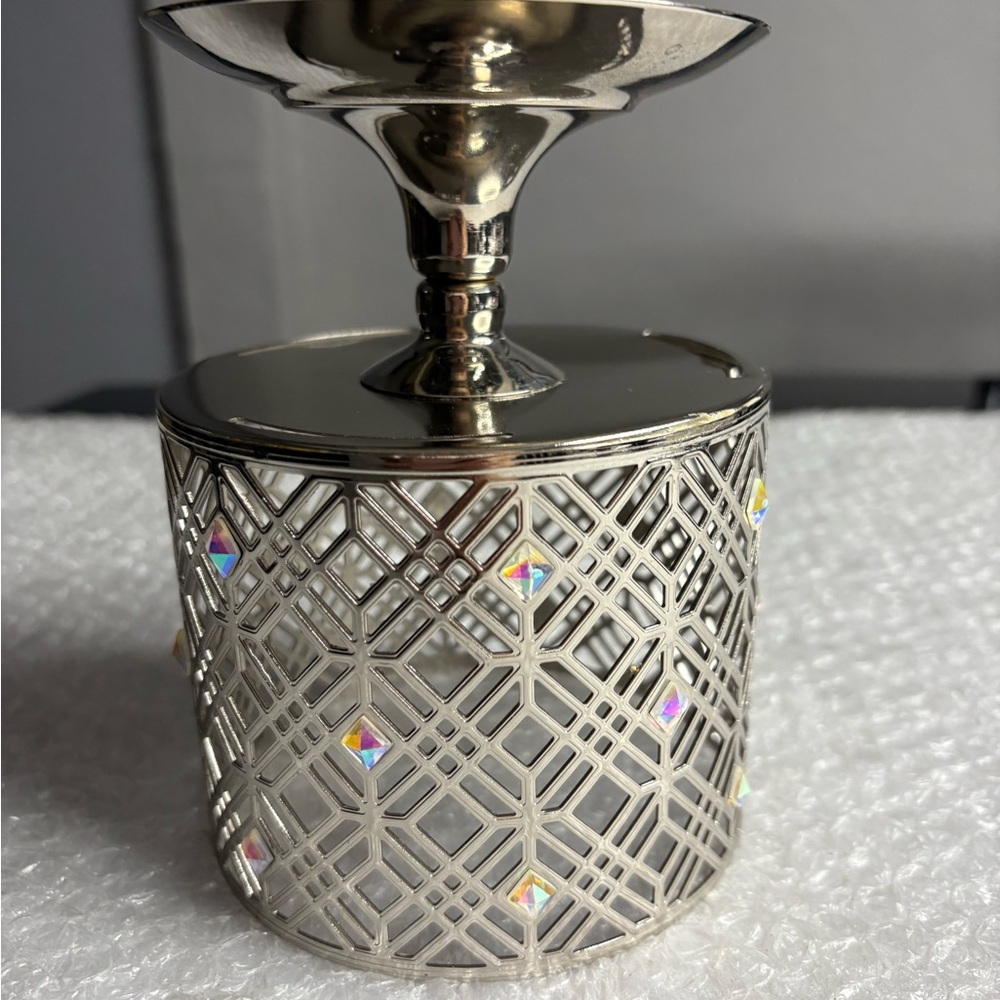 Bath and Body Works Gem Pedestal 3-Wick Candle Holder Silver Geometric Design - Picture 5 of 6